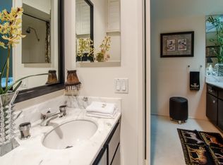 806 Wanaao Rd, Kailua, HI 96734