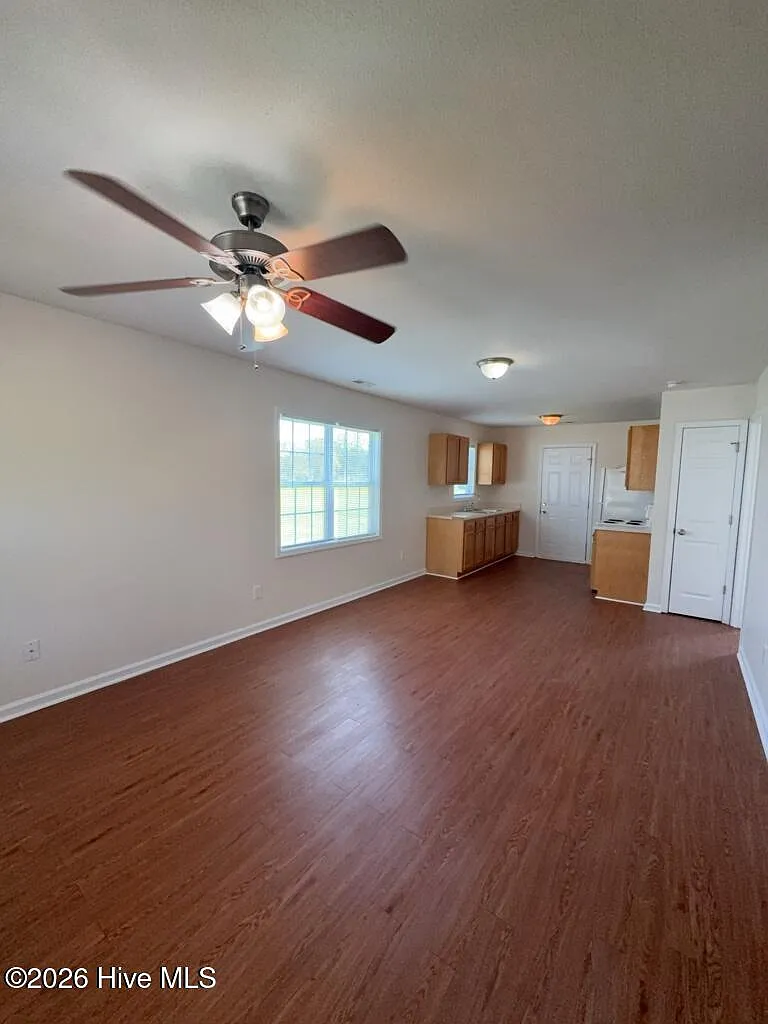 2 bed, 2.0 bath, 864 sqft, $975 — Photo 4