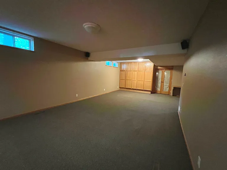 1701 Pheasant Run — Photo 22