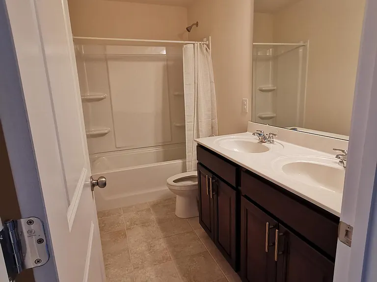 7107 Thornrose Dr — Photo 18