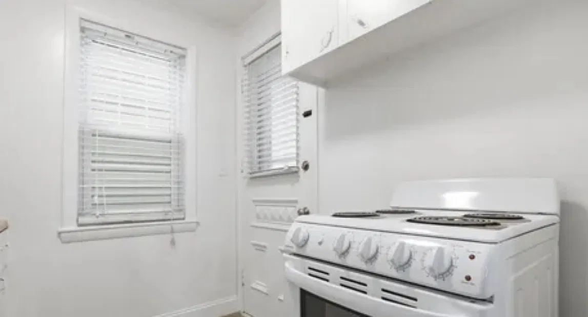 1 bed, 635 sqft, $1,600 — Photo 3