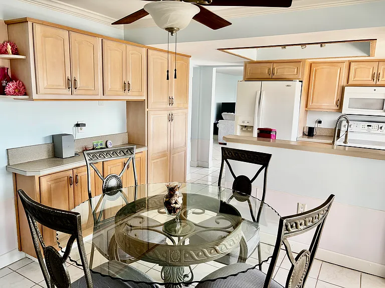 381 De Lido Ct — Photo 6