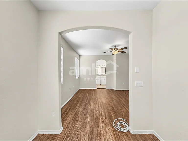 65 W Camino Rio Cebolla — Photo 10