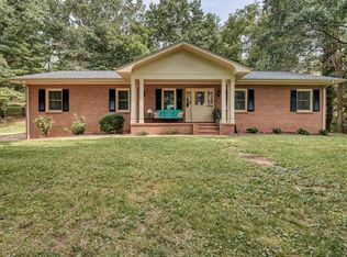 12083 Linden St, Emory, VA