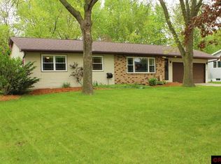 1734 Colette Dr, North Mankato, MN 56003