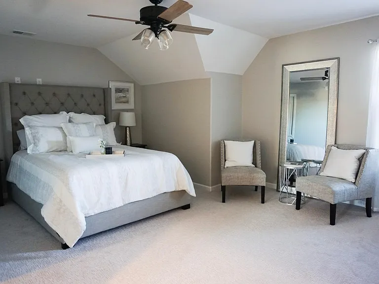 Junior Master Bedroom upstairs