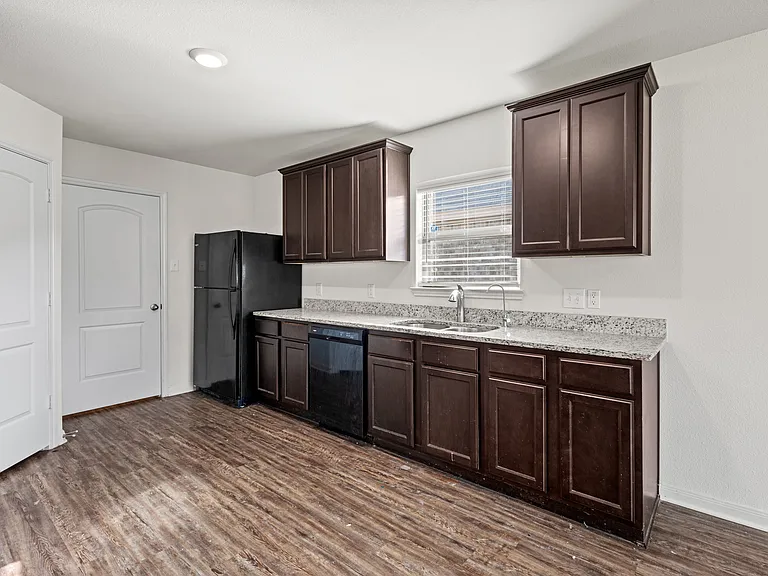 4308 Cat Tail Way — Photo 5