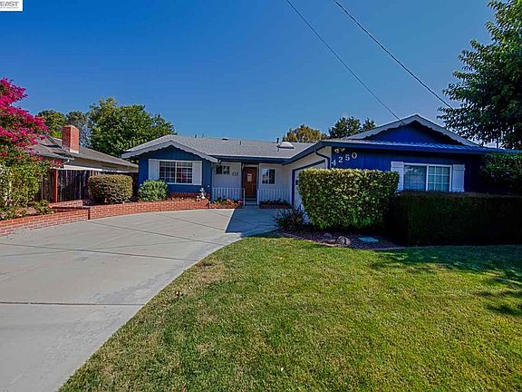 4th image of 4250 Pomona Way
