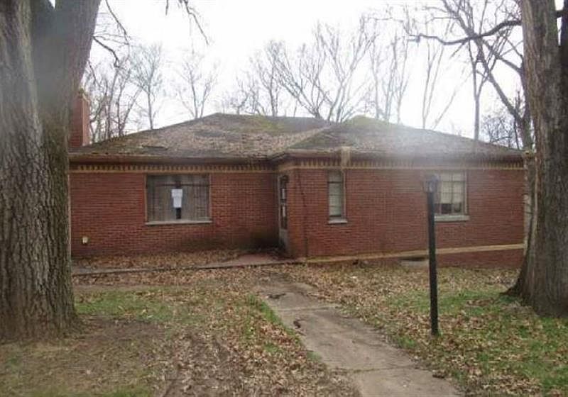 747 Dunmore St, Pittsburgh, PA 15206 Zillow