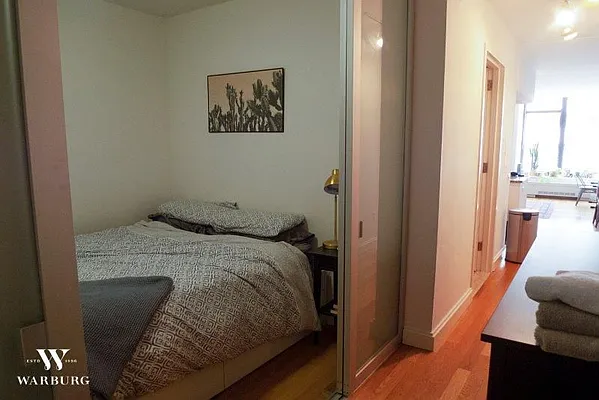 Rented by Warburg | media 3