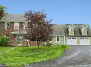442 Green Spring Rd, Newville, PA 17241