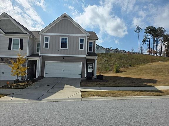 2nd image of 7539 Knoll Hollow Rd