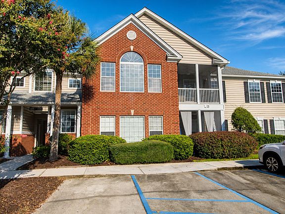 2nd image of 1372 Hopton Cir