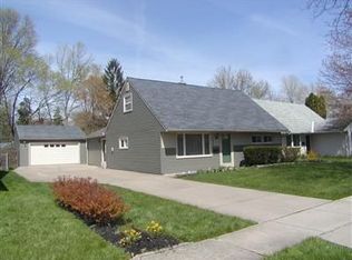 252 Wyleswood Dr, Berea, OH 44017
