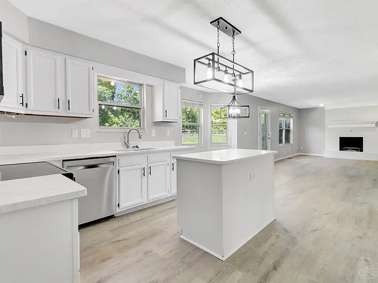 6817 Raven Ct — Photo 5