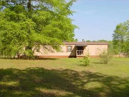 2nd image of 170 Gregory Ln
