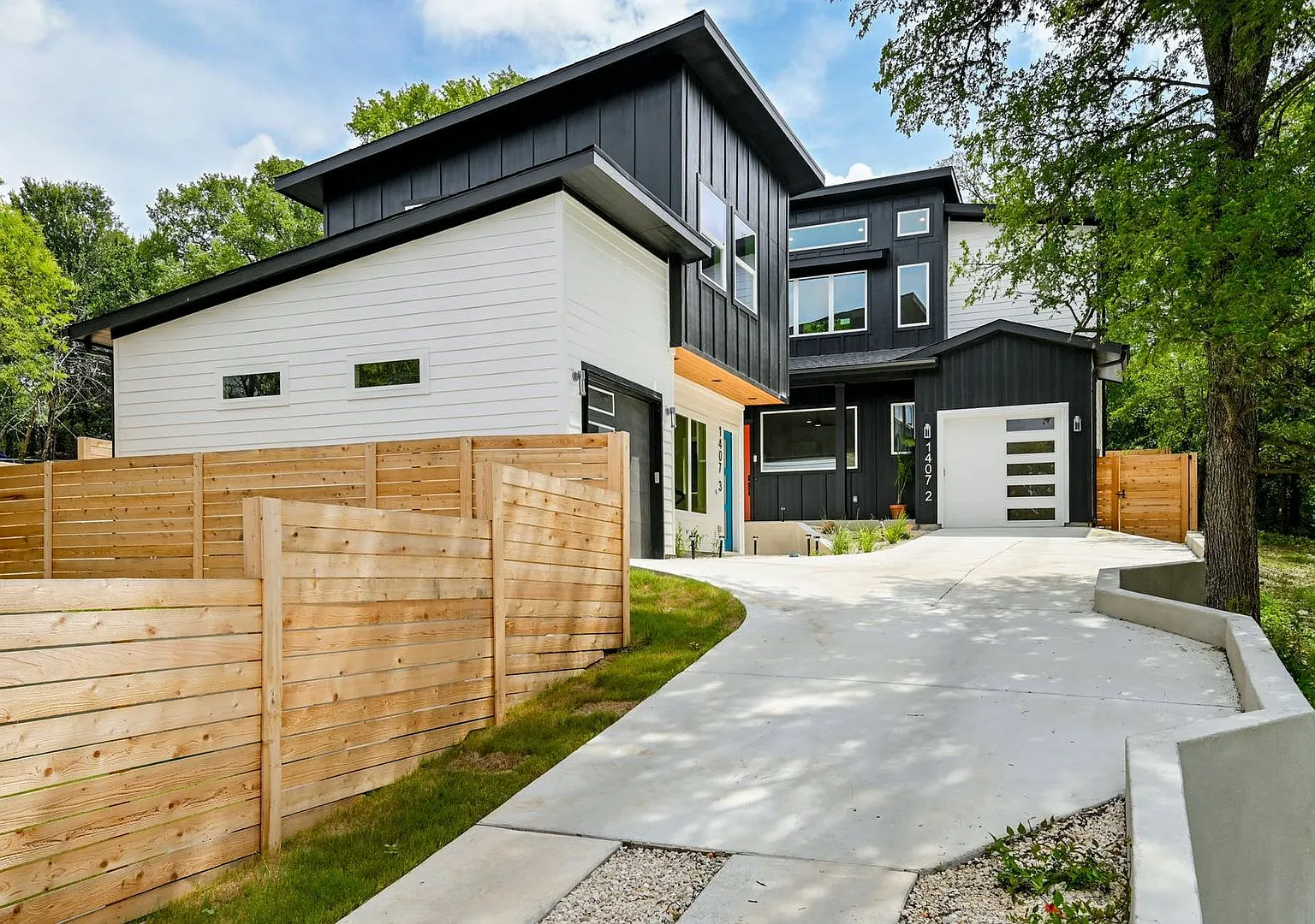 1407 Greenwood Ave — Photo 2