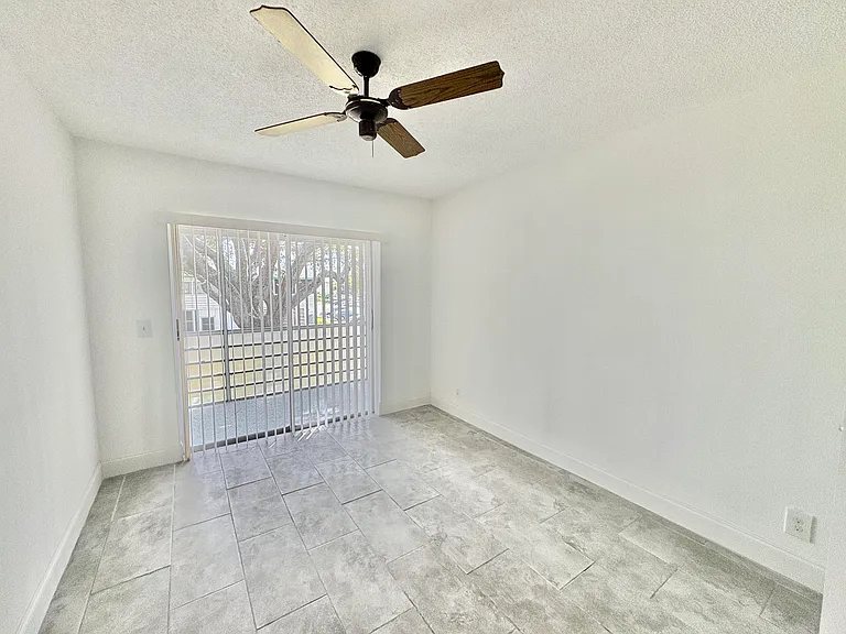 239 Sussex L — Photo 8