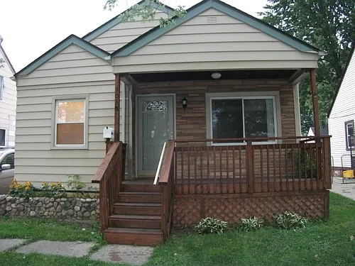 3036 Greenfield Rd Photo 1