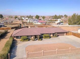 13786 Crow Rd, Apple Valley, CA 92307