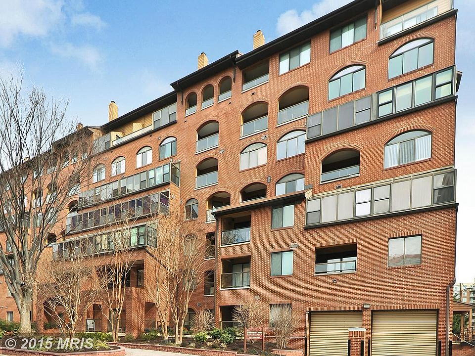 1st image of 1029 N Stuart St APT 528