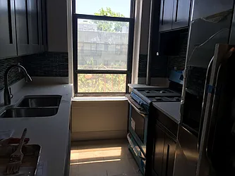 Rented by Metropolis International Realty Inc.