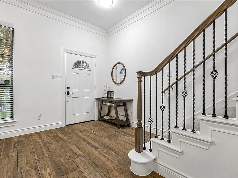 9044 Lakes At 610 Dr — Photo 6