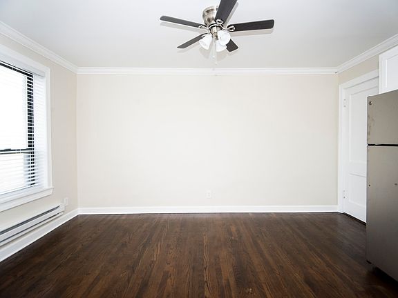 5th image of 3345 N Marshfield Ave #3020