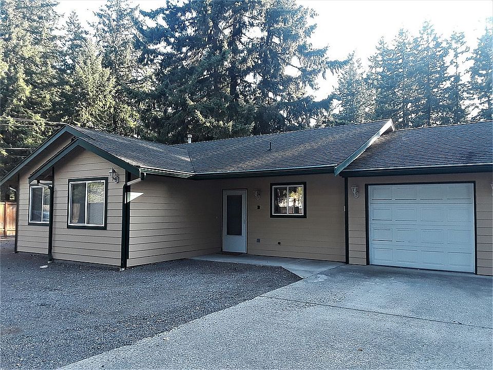 Unit B 3bed 2bath 1car