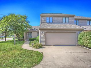 4016 W Windsor Rd #A, Champaign, IL 61822