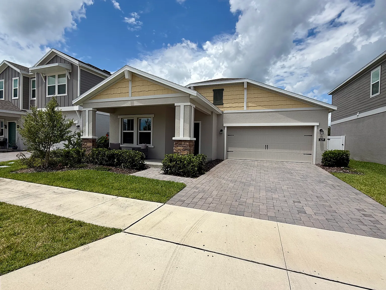 3 bed, 2117 sqft, $2,790 — Photo 2