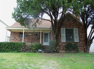 2615 Forest Park Blvd, Fort Worth, TX 76110