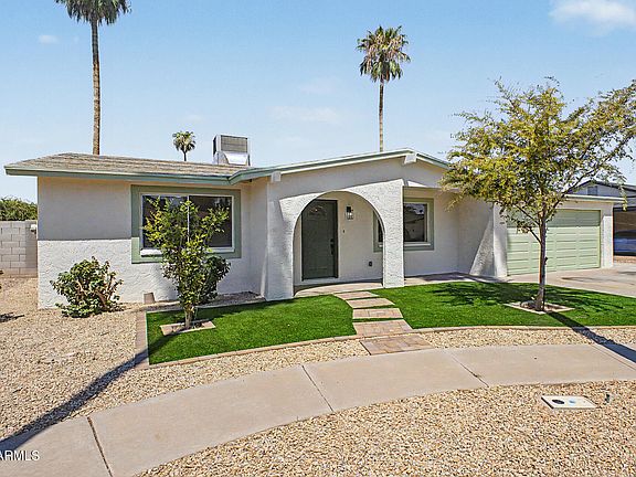 2nd image of 2438 W JACINTO Avenue