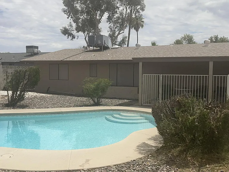 3468 E Hearn Rd — Photo 18