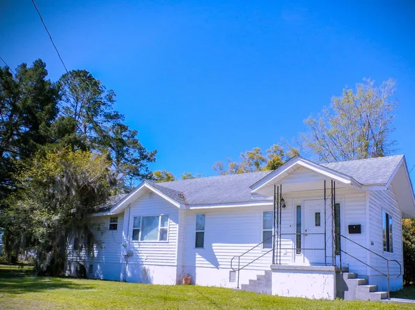 654 SE Baya Dr, Lake City, FL 32025