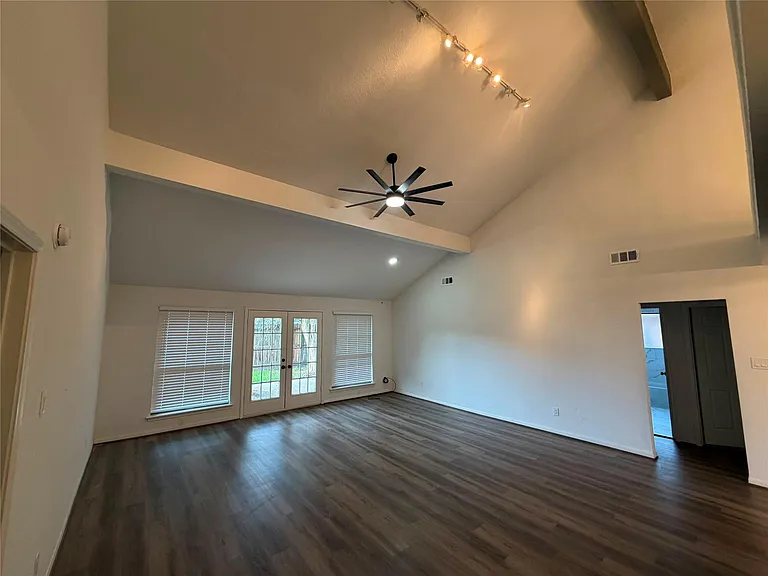 2644 Hadley Cir — Photo 19