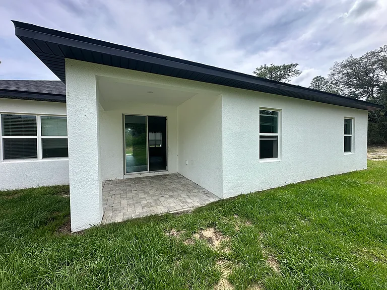 2810 W Huron Ln — Photo 2