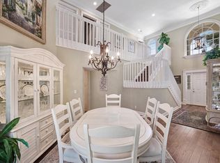 1096 Roble Way, Palm Beach Gardens, FL 33410