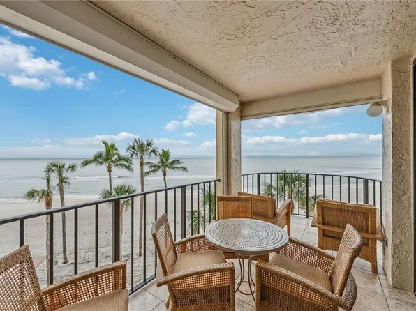 3115 Gulf Shore BLVD N #206S, NAPLES, FL 34103