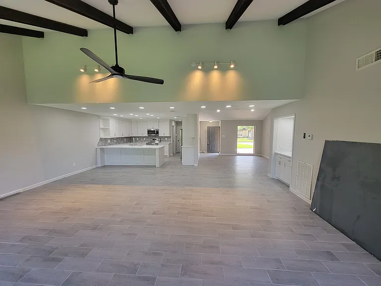 9902 Sageglow Dr — Photo 4