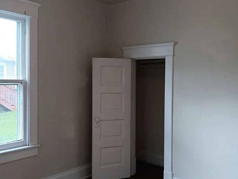 109 Observatory Ave — Photo 8