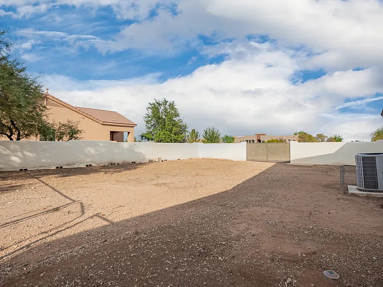 10335 N Tall Cotton Dr — Photo 38