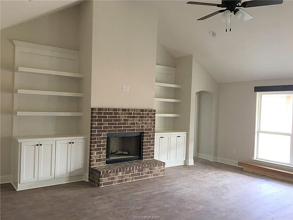 3rd image of 4004 Lodge Creek Ct