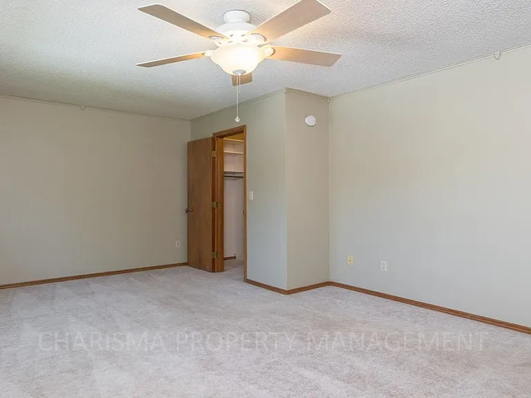 4608 E Blazewood Dr — Photo 15