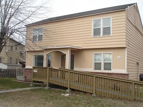 2nd image of 1312 Symons St
