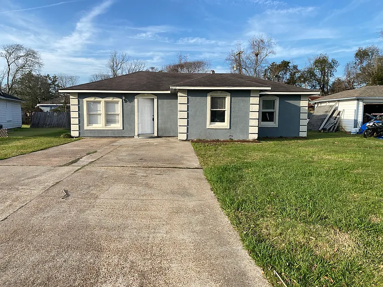 2237 Cross Ln — Photo 9