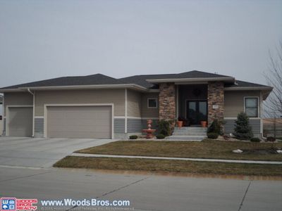 1609 Summerfield Ave, Grand Island, NE, 68803