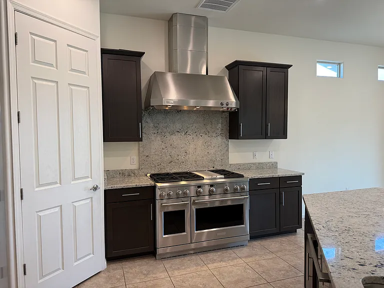 1646 W Aristides St — Photo 18