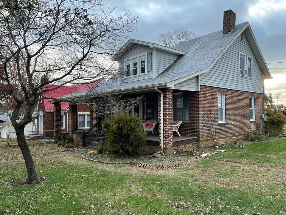 1st image of 404 Forest St