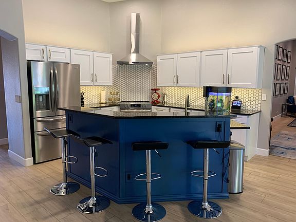 Kitchen island (cute fish tank not included)
